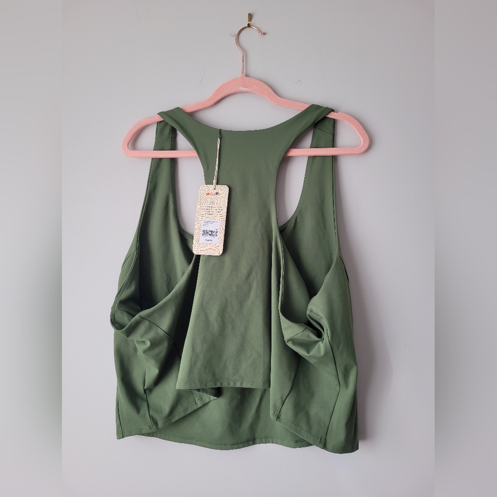 ๐๏ธ Alder Racerback Tank Top - Picture 2 of 4